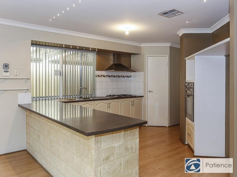 18 Scarfo Approach, Tapping WA 6065