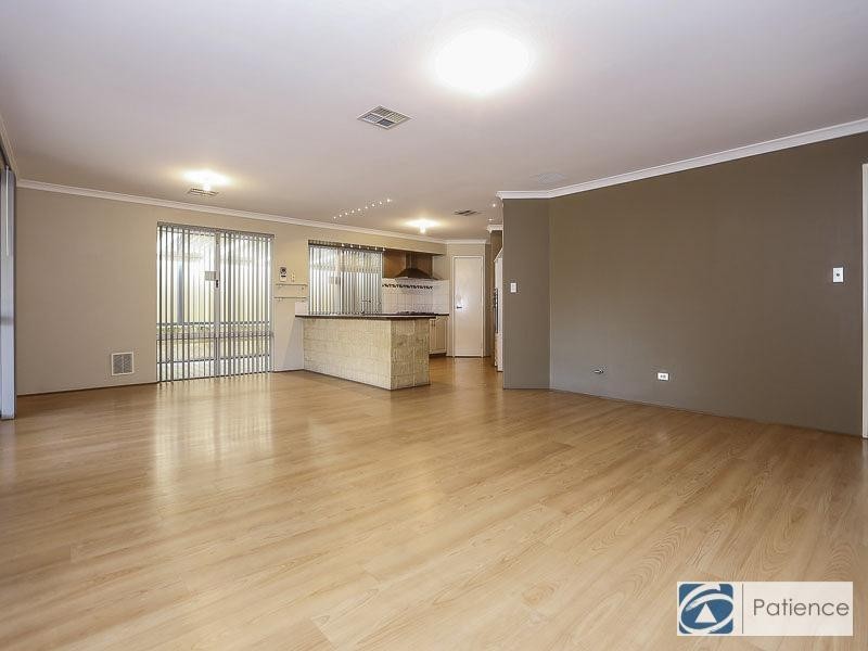 18 Scarfo Approach, Tapping WA 6065