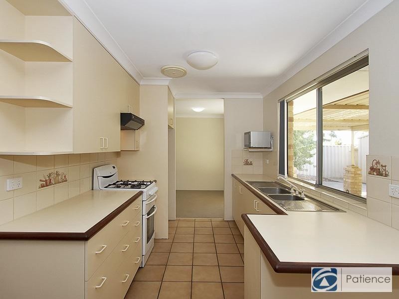 16 Dillon Glade, Joondalup WA 6027