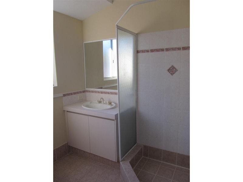 31 St Stephens Crescent, Tapping WA 6065