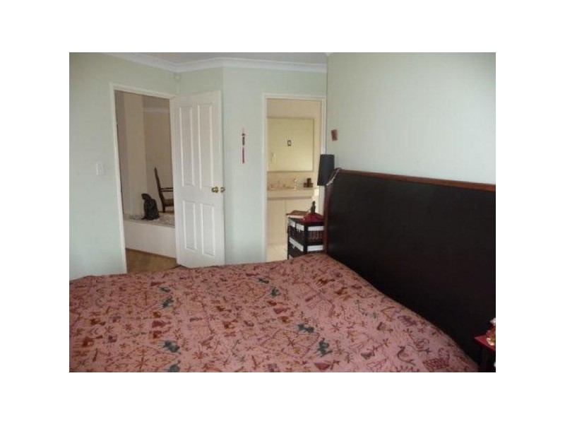 4 Akera Close, Hillarys WA 6025