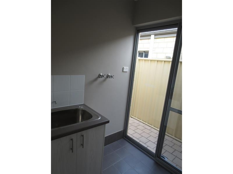 22 Nashville Loop, Currambine WA 6028