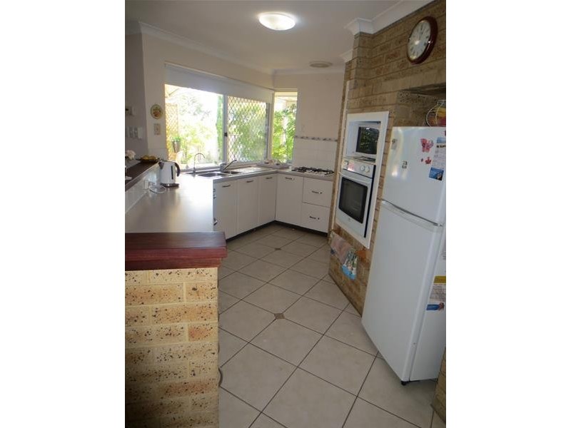 25 Ardrossan Loop, Kingsley WA 6026