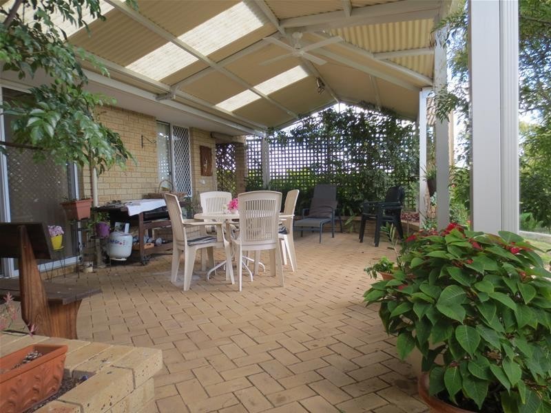 25 Ardrossan Loop, Kingsley WA 6026
