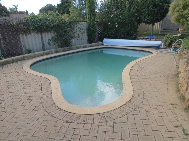 25 Ardrossan Loop, Kingsley WA 6026