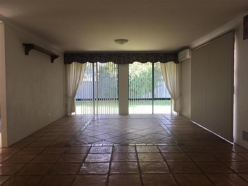 16 Seamill Glen, Kinross WA 6028