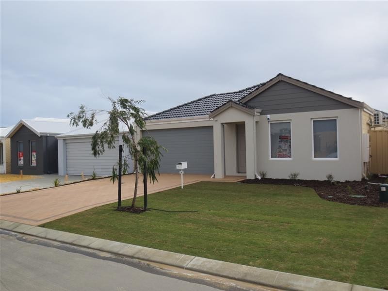 26 Windermere Chase, Butler WA 6036