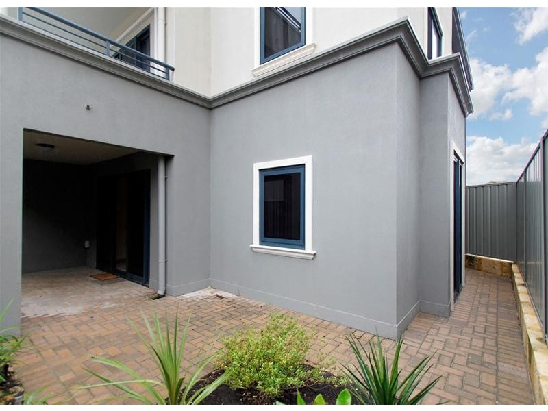 22/1 Sunlander Drive, Currambine WA 6028