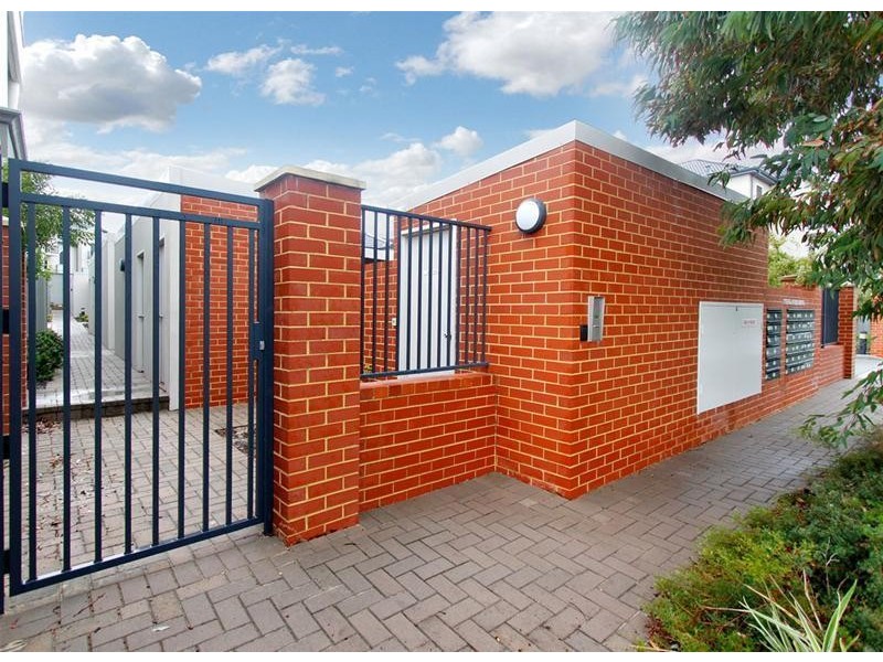 22/1 Sunlander Drive, Currambine WA 6028