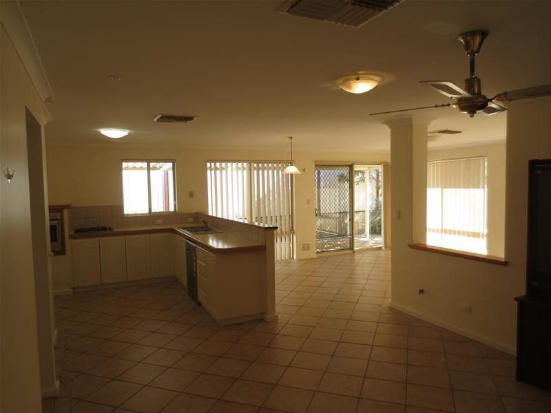 14 Miramare Boulevard, Currambine WA 6028