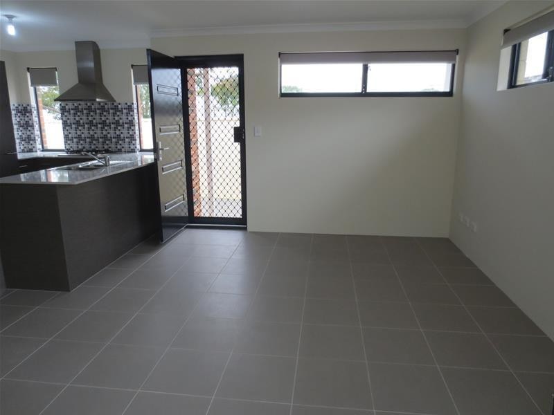 324C Flinders Street, Nollamara WA 6061