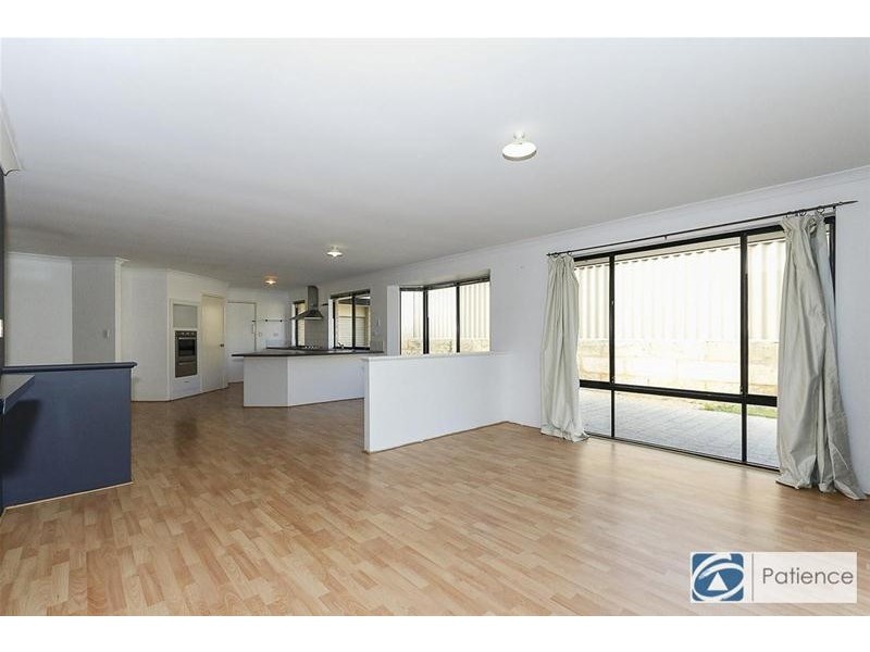 9 Cabanel Brace, Tapping WA 6065