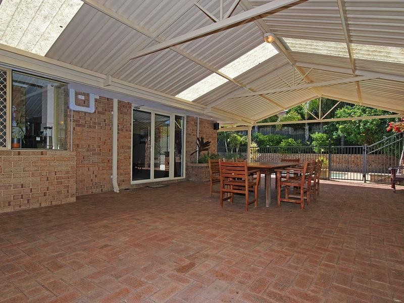 24 McDowell Crescent, Kingsley WA 6026