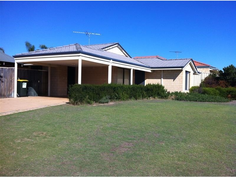 69 MacNaughton Crescent, Kinross WA 6028