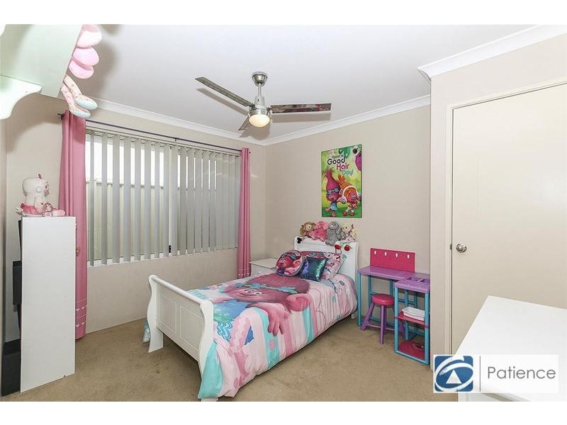 10 Lynella Circuit, Banksia Grove WA 6031