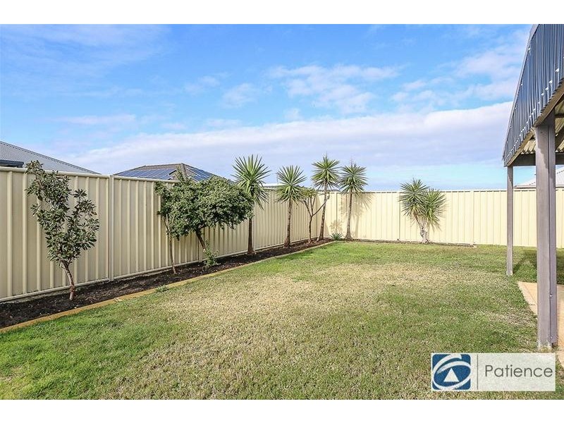 10 Lynella Circuit, Banksia Grove WA 6031
