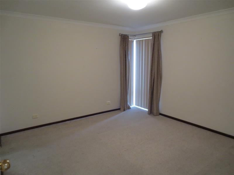 4B Castle Rock Turn, Joondalup WA 6027