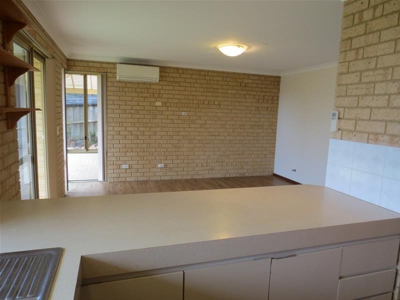 4B Castle Rock Turn, Joondalup WA 6027