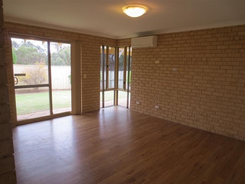 4B Castle Rock Turn, Joondalup WA 6027