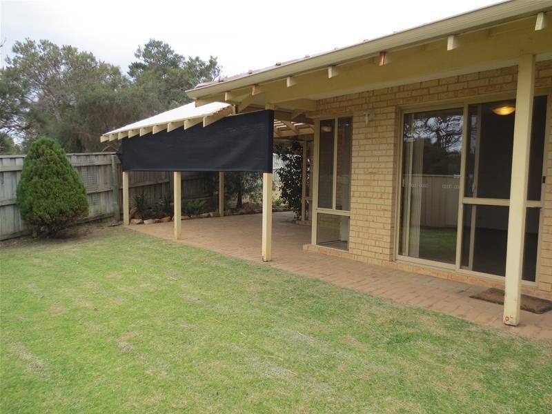 4B Castle Rock Turn, Joondalup WA 6027