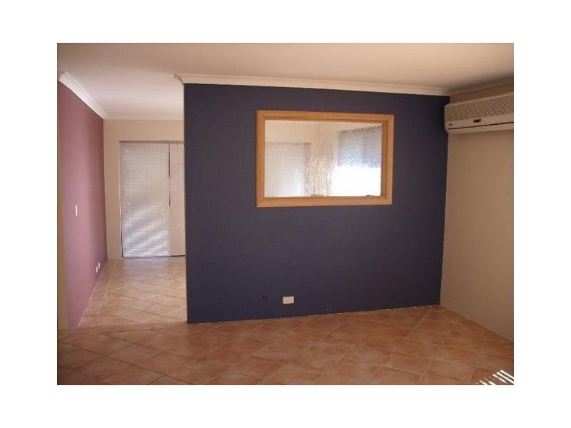 9 Kippilaw Loop, Carramar WA 6031