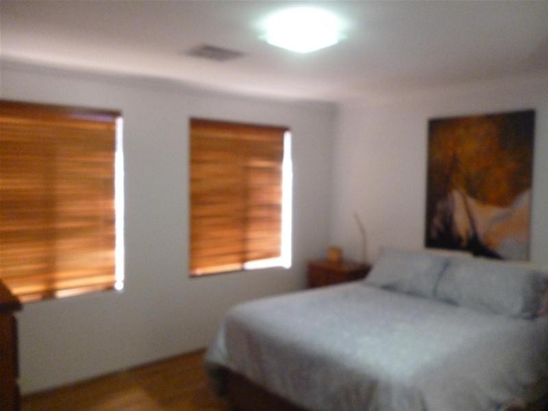 11 Monaltrie Loop, Carramar WA 6031