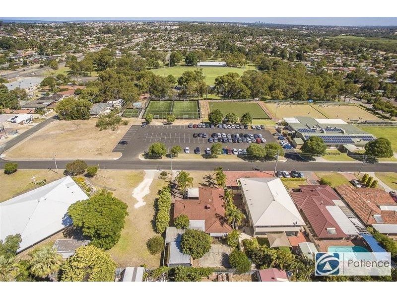 11 Crisafulli Avenue, Wanneroo WA 6065