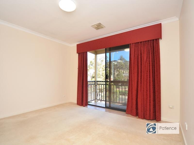 256 Lakeside Drive, Joondalup WA 6027
