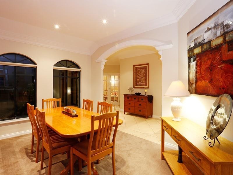 9 Galveston Loop, Iluka WA 6028