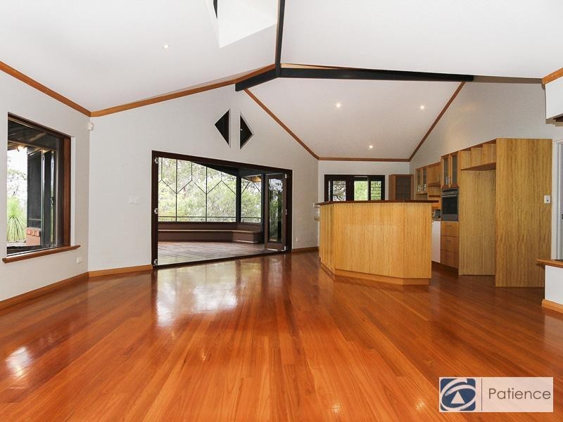 18 Cockatoo Ridge, Joondalup WA 6027