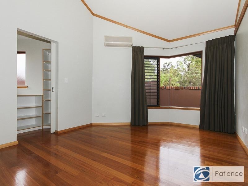 18 Cockatoo Ridge, Joondalup WA 6027