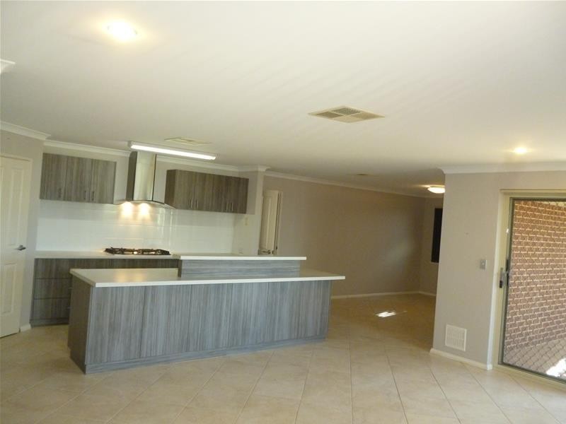 9 Karralea Way, Pearsall WA 6065