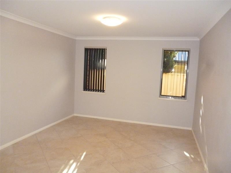 9 Karralea Way, Pearsall WA 6065