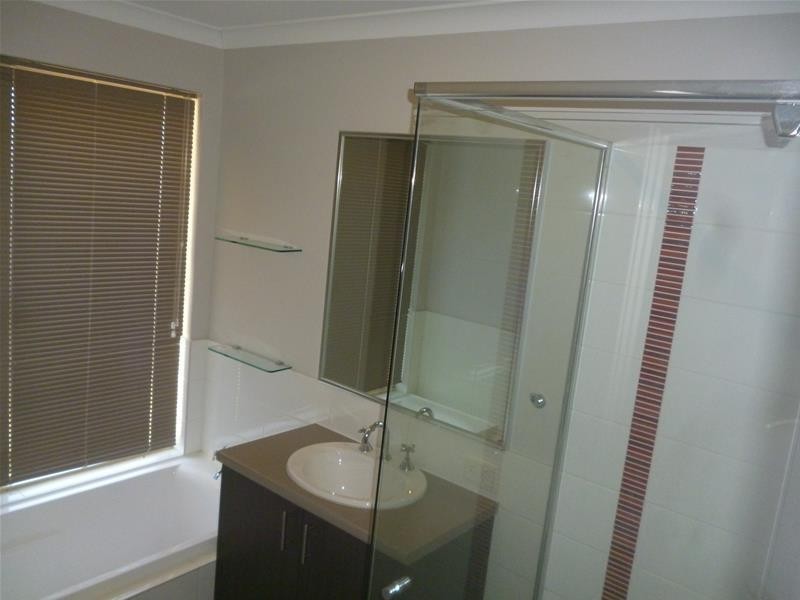 9 Karralea Way, Pearsall WA 6065