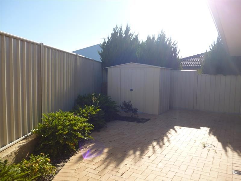 9 Karralea Way, Pearsall WA 6065