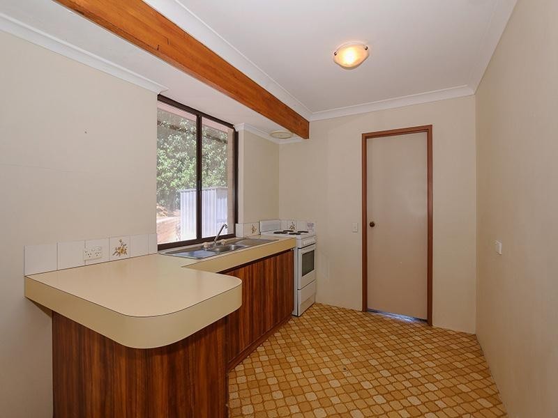 10 Monkhouse Way, Hillarys WA 6025