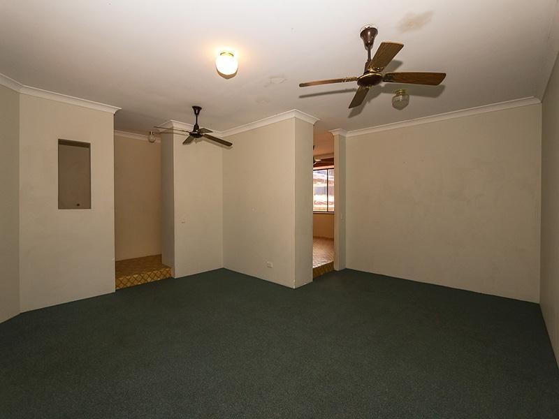 10 Monkhouse Way, Hillarys WA 6025