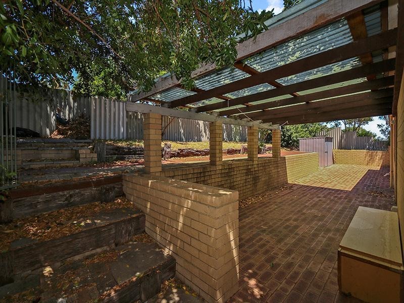 10 Monkhouse Way, Hillarys WA 6025