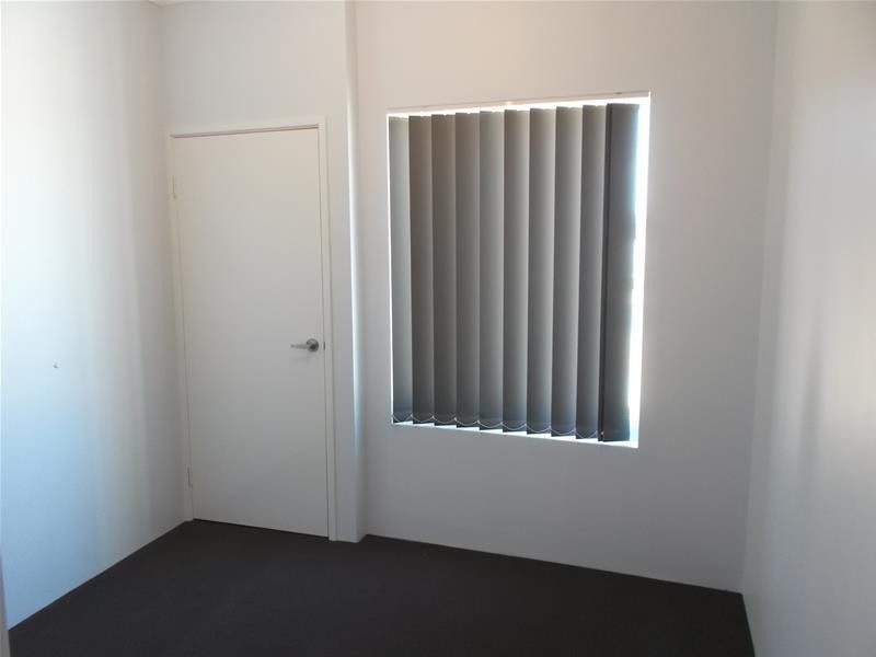 217 Camborne Parkway, Butler WA 6036