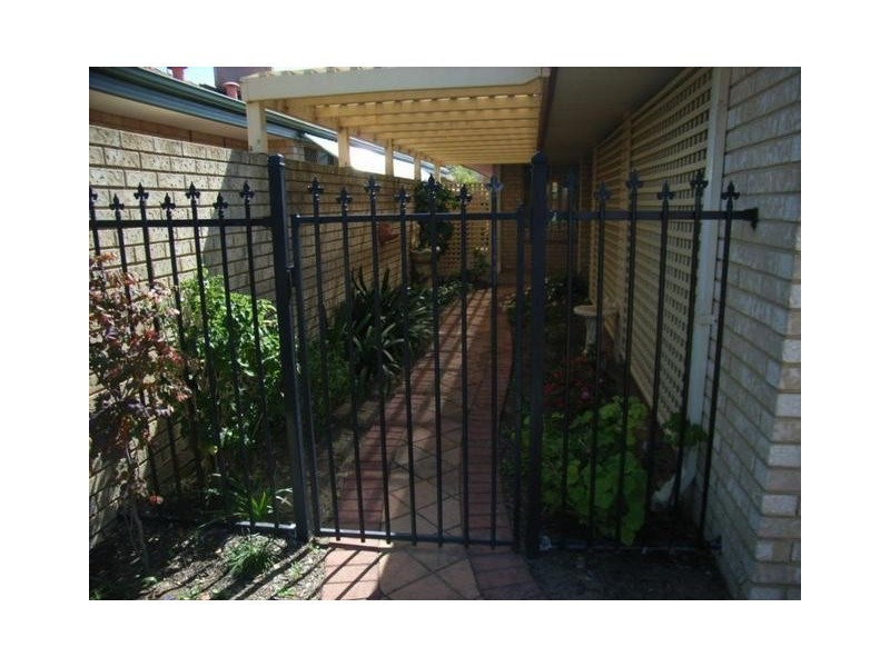 6B Glespin Cove, Kinross WA 6028