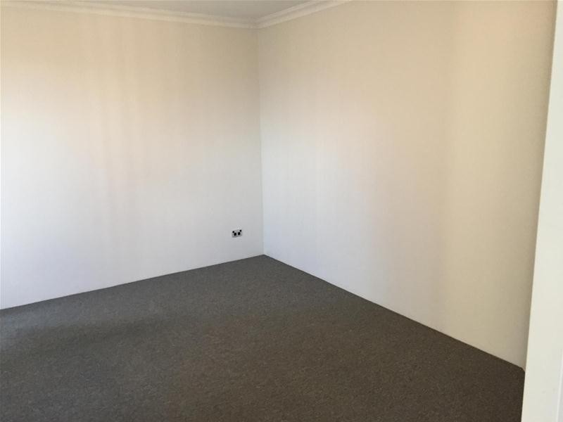 2/25 Peppering Way, Westminster WA 6061