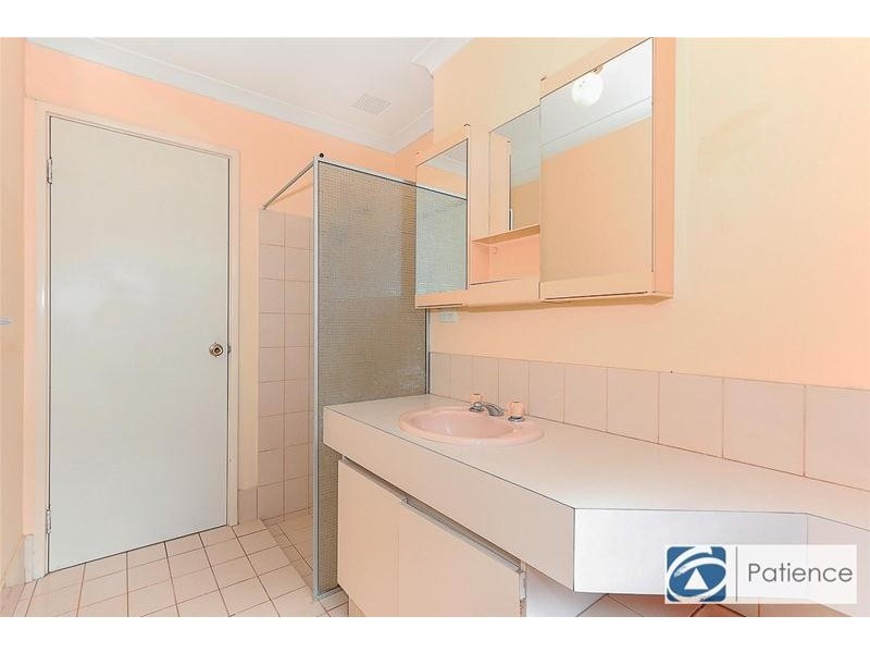 88 Greenfields Circle, Hocking WA 6065