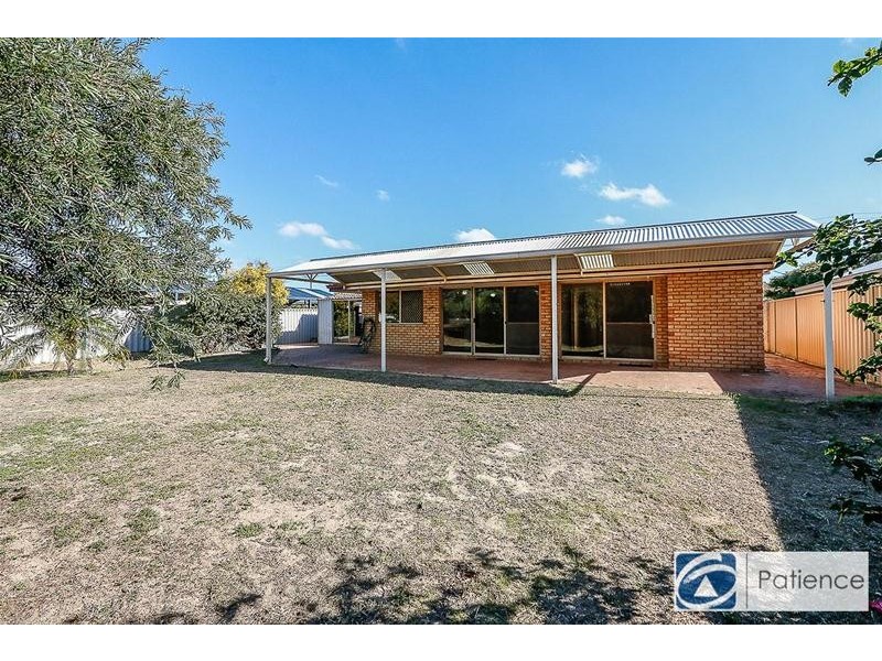 88 Greenfields Circle, Hocking WA 6065