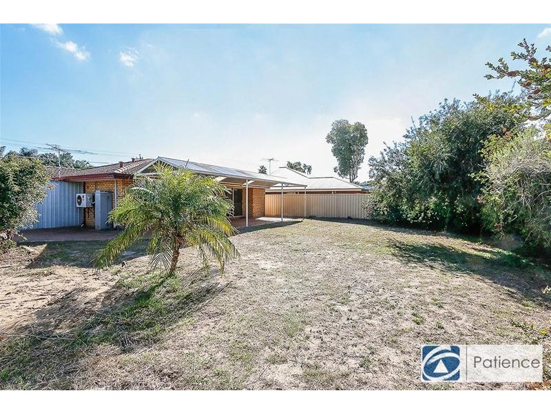 88 Greenfields Circle, Hocking WA 6065