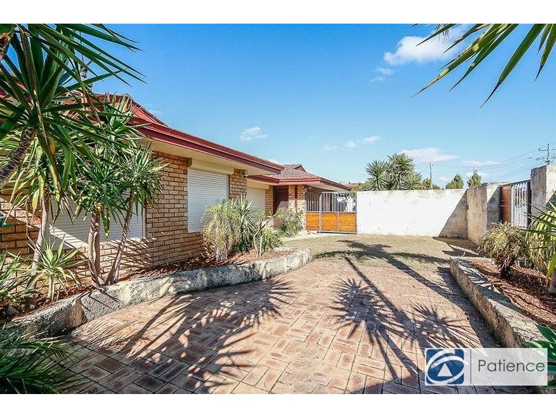 88 Greenfields Circle, Hocking WA 6065