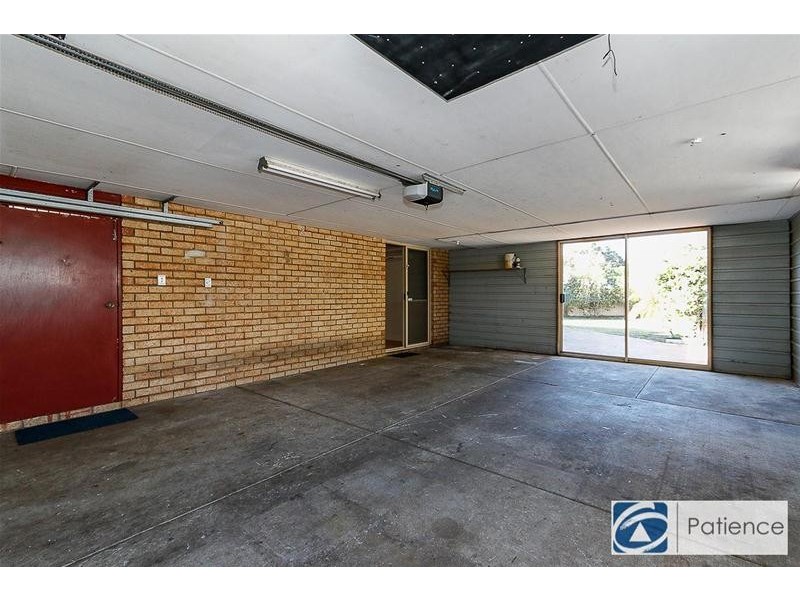 88 Greenfields Circle, Hocking WA 6065