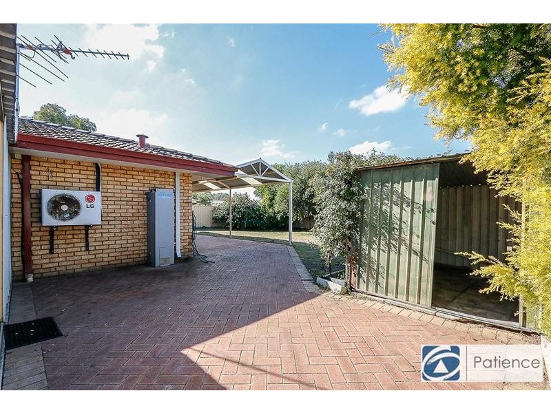 88 Greenfields Circle, Hocking WA 6065