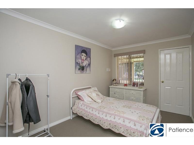 10 Clubhouse Lane, Gnangara WA 6077