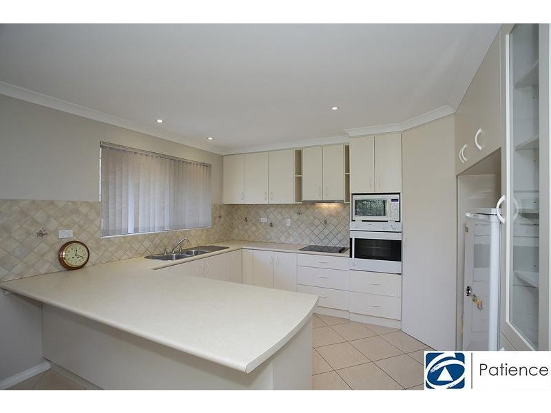 10 Clubhouse Lane, Gnangara WA 6077