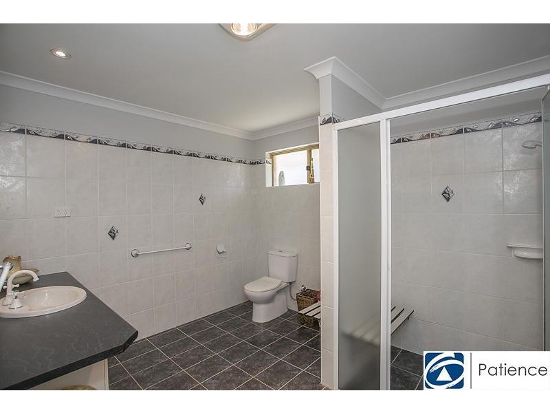 10 Clubhouse Lane, Gnangara WA 6077